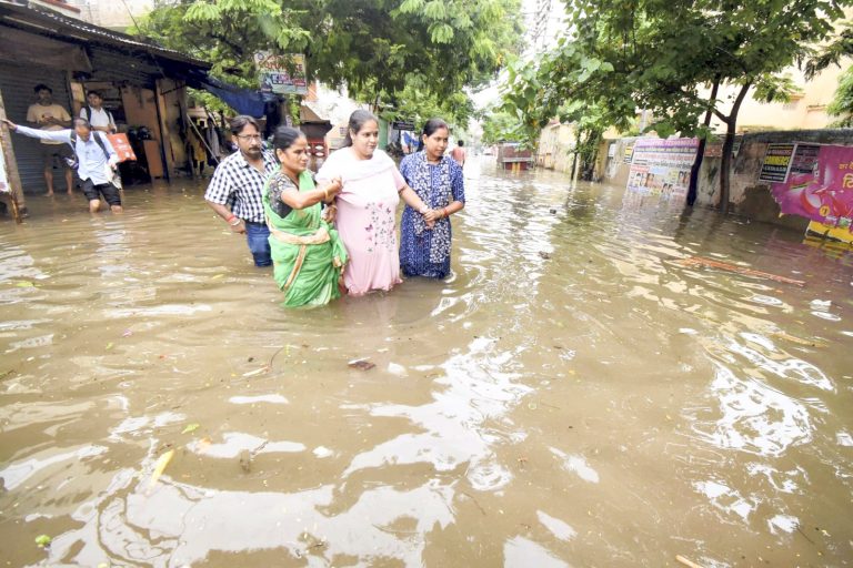 Photo: Submerged capital city, floating people, watch water stagnate in Patna city