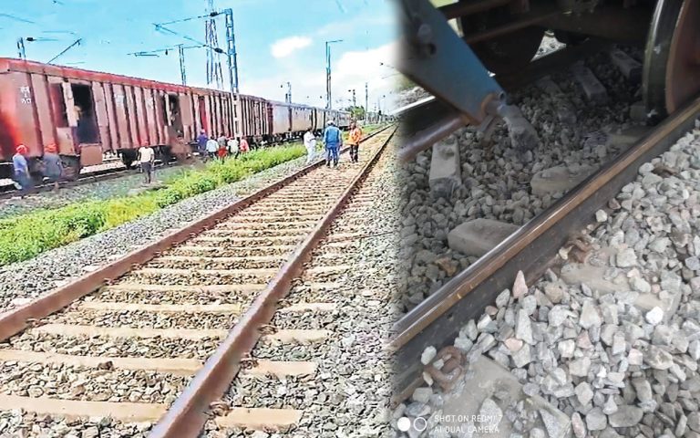 Goods train derailed on Gaya-Dhanbad section back on track after 20 hours, action to be taken after inquiry