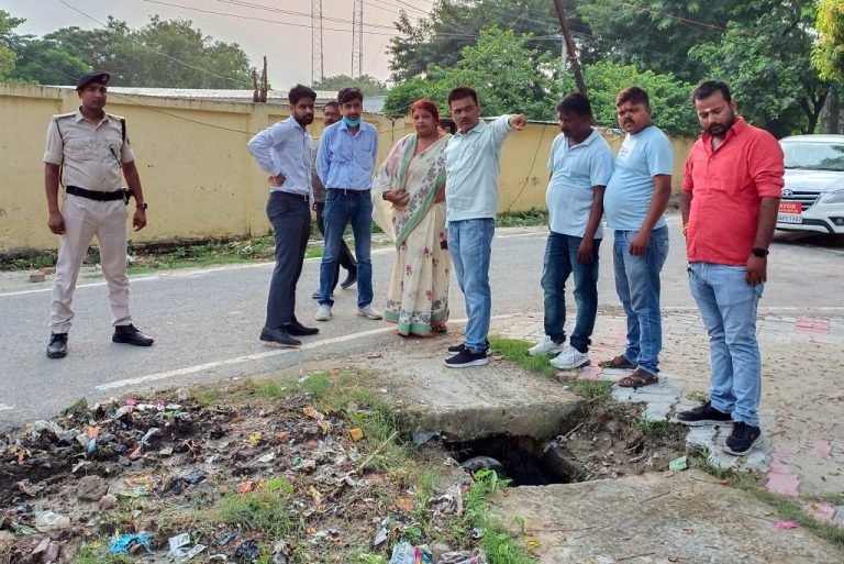 Bihar News: Muzaffarpur road has deteriorated in 6 months, now contractors won't work