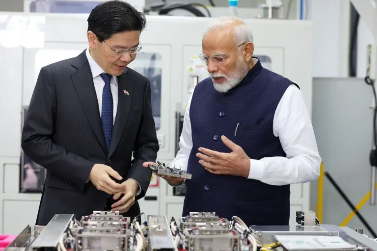 PM Modi Meets Singapore PM Lawrence Wong! Visit Semiconductor Company, Sign MoUs on Health, AI and More