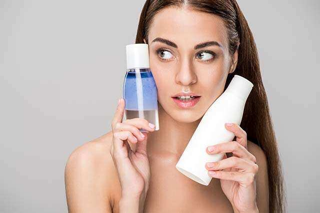 Why should you apply moisturizer to your skin?