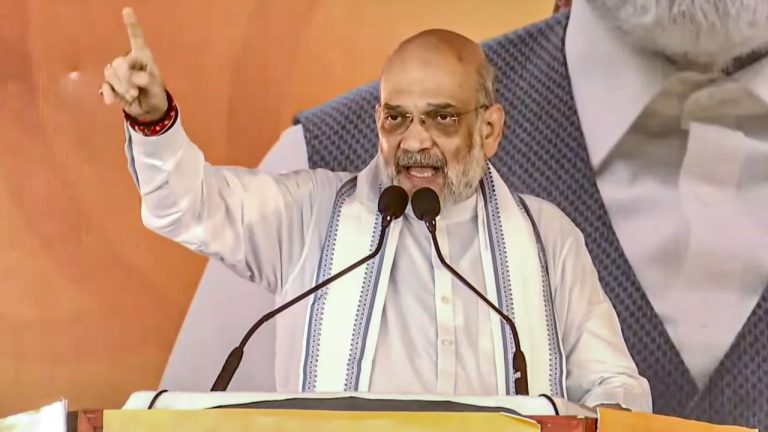 Amit Shah roared in Haryana that Congress wants to release stone pelters from jail