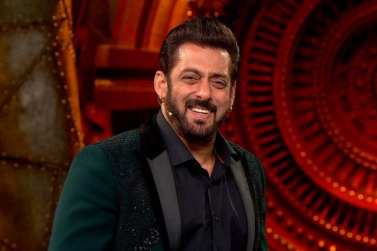 Bigg Boss 18: These 18 contestants will get caught up in the extravaganza of time and the daily entertainment will start from this day.