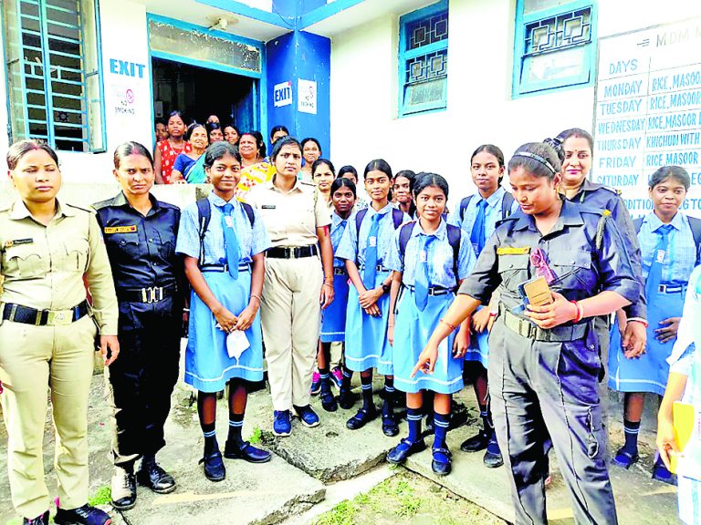 Police awareness for school girls