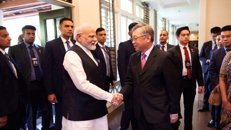 Singaporean businessmen will double their investment in India and Delhi will also open an 'Invest India' office there.