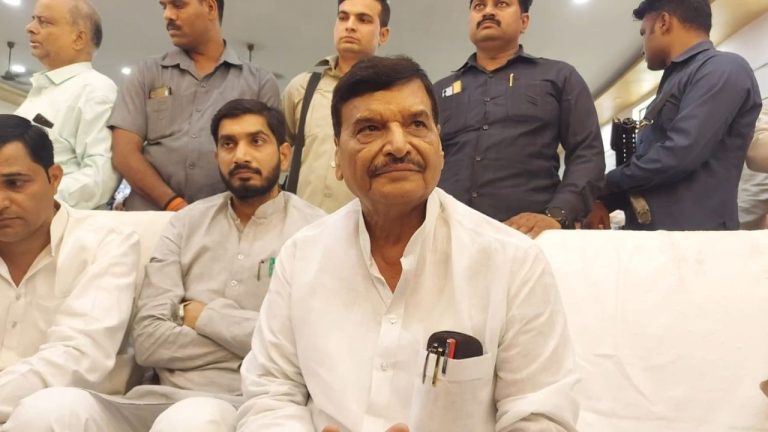 Maharaj ji may be a saint but… Shivpal Yadav lashed out at Chief Minister Yogi in Ettawa.