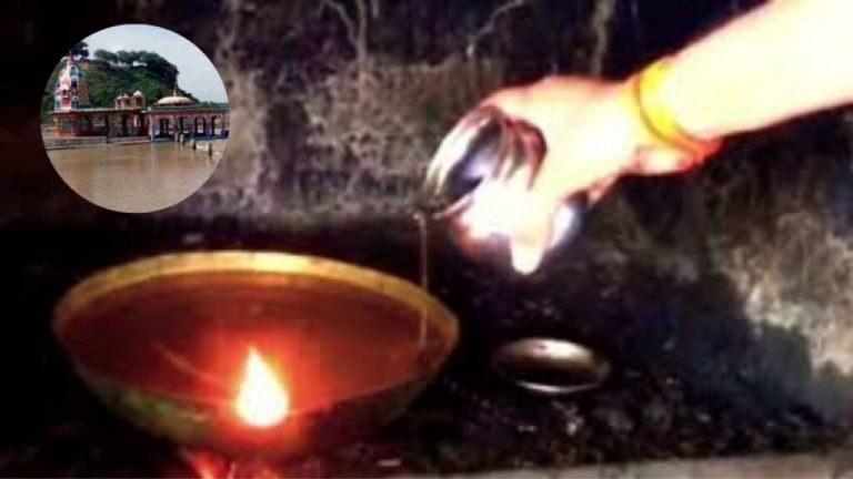 Here the flame burns not with ghee or oil but with water, miracles happen every day, know the secret of the temple