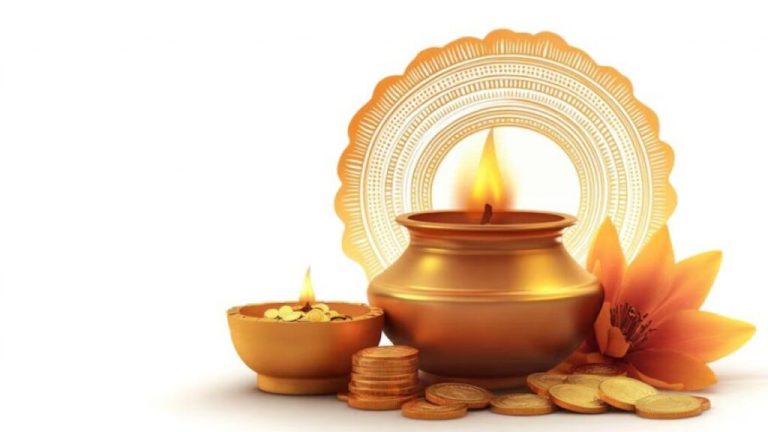 Money not lasting even after earning? Do these easy measures on Diwali, money will rain throughout the year