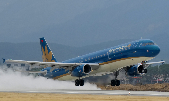 Lawmakers approve Vietnam Airlines’ $870M share issuance plan